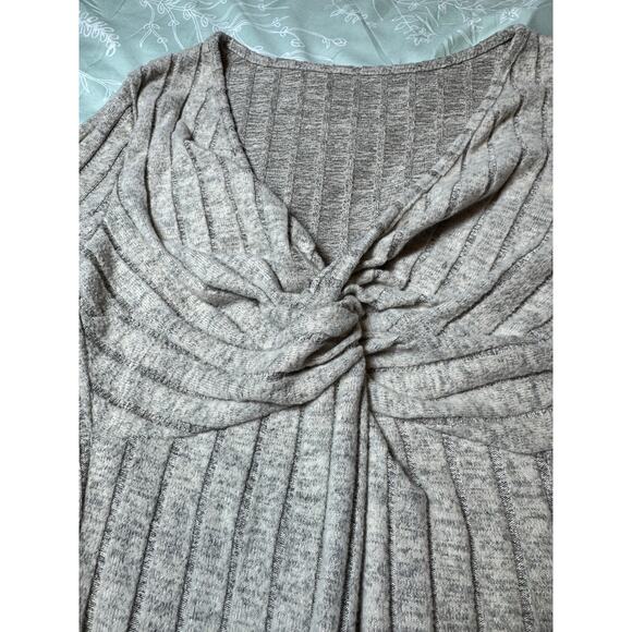 Ribbed Twist Front Long Sleeve Bodysuit | Size S - Picture 4 of 5